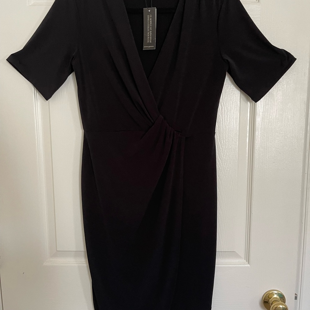 Black dress size S Banana republic